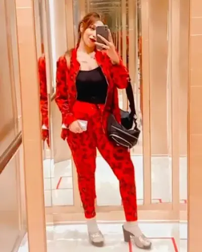 Call Girls Bamangola Cash On Delivery